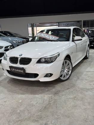 BMW 550i 4.8 SPORT SEDAN V8 32V GASOLINA 4P AUTOMÁTICO BMW 550i 4.8 SPORT SEDAN V8 32V GASOLINA 4P AUTOMÁTICO